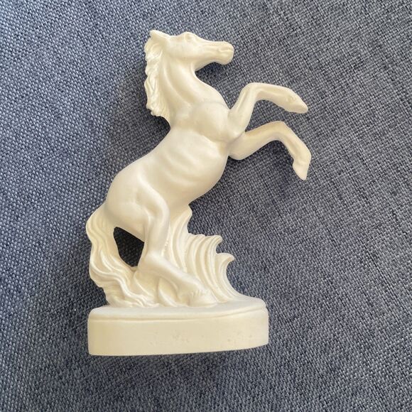 Alabaster Hand Made Rearing Horse Greek Handmade Statue Sculpture - Picture 3 of 5